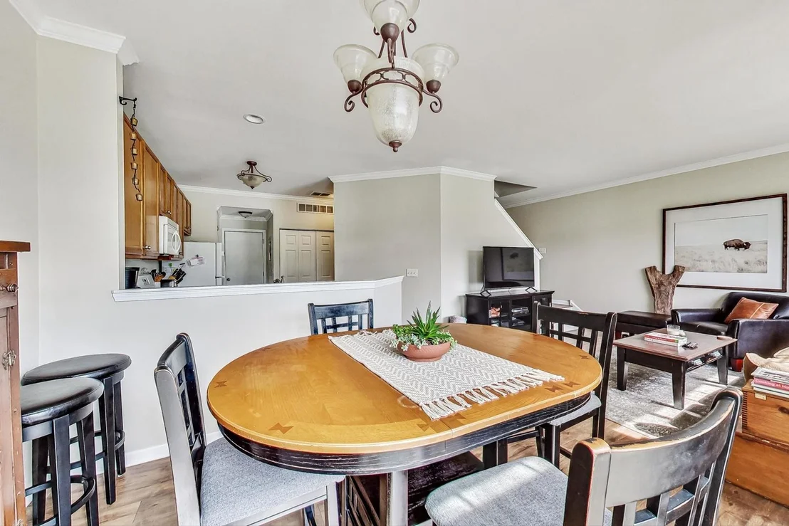 Photo of 612 Arbor Circle