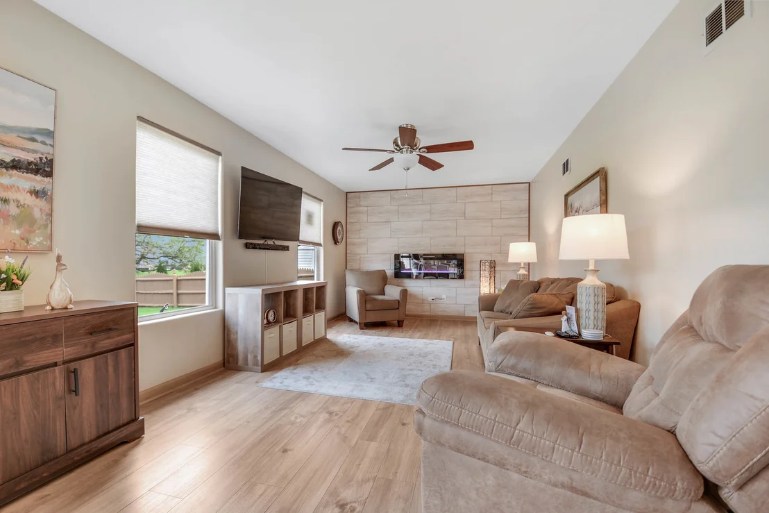 Photo of 1506 Lasser Drive