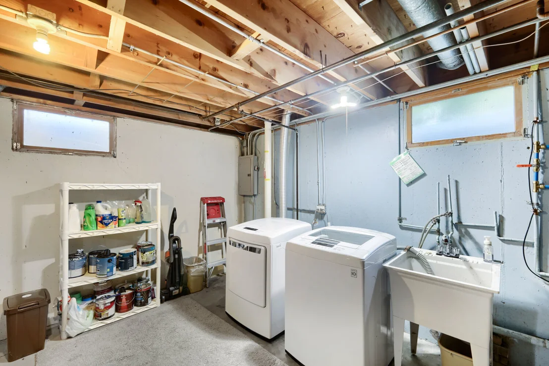 Photo of 1434 Maple Lane