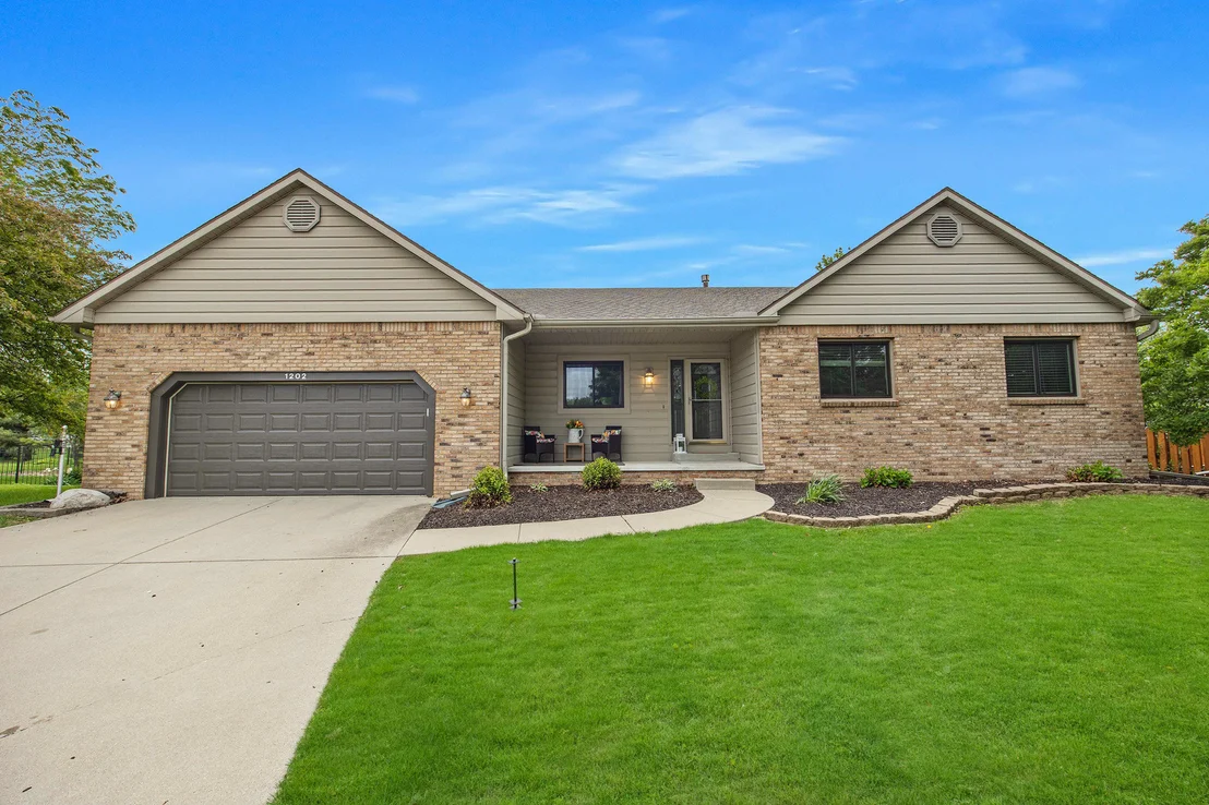 Photo of 1202 Kenneth Drive