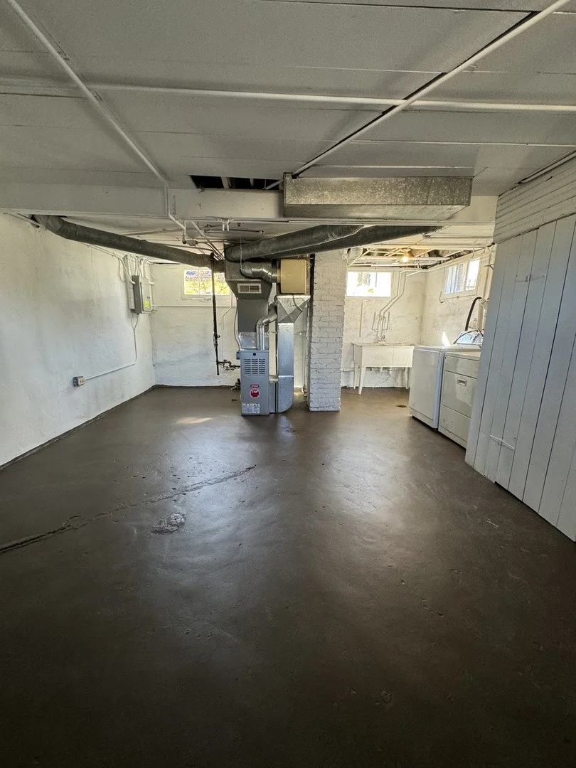 Photo of 422 Jay Street