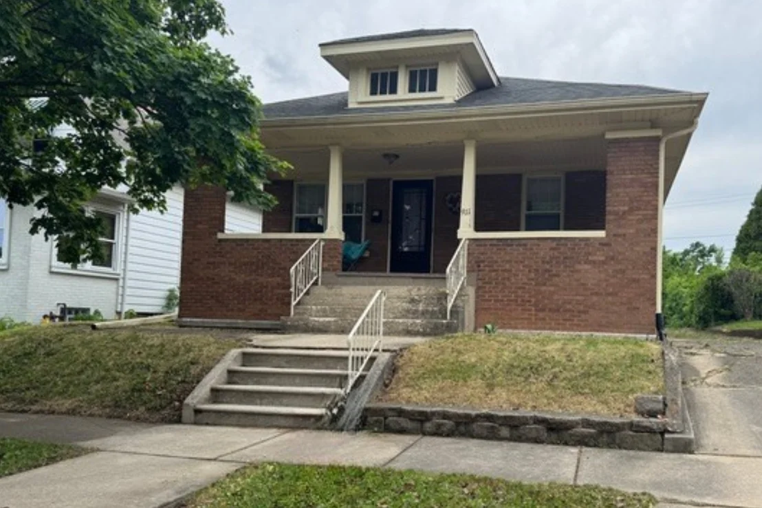 Photo of 911 Clement Street