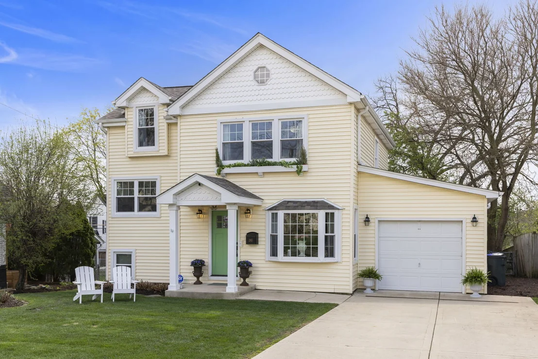 Photo of 283 HILLSIDE Avenue