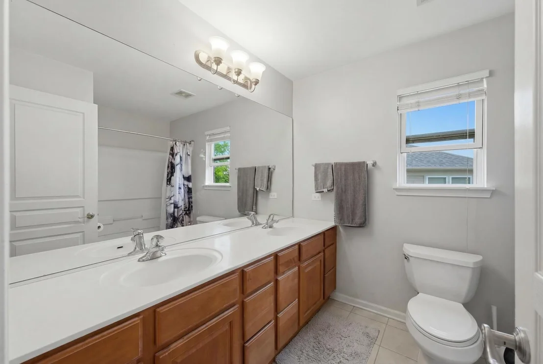 Photo of 906 Blue Ridge Drive