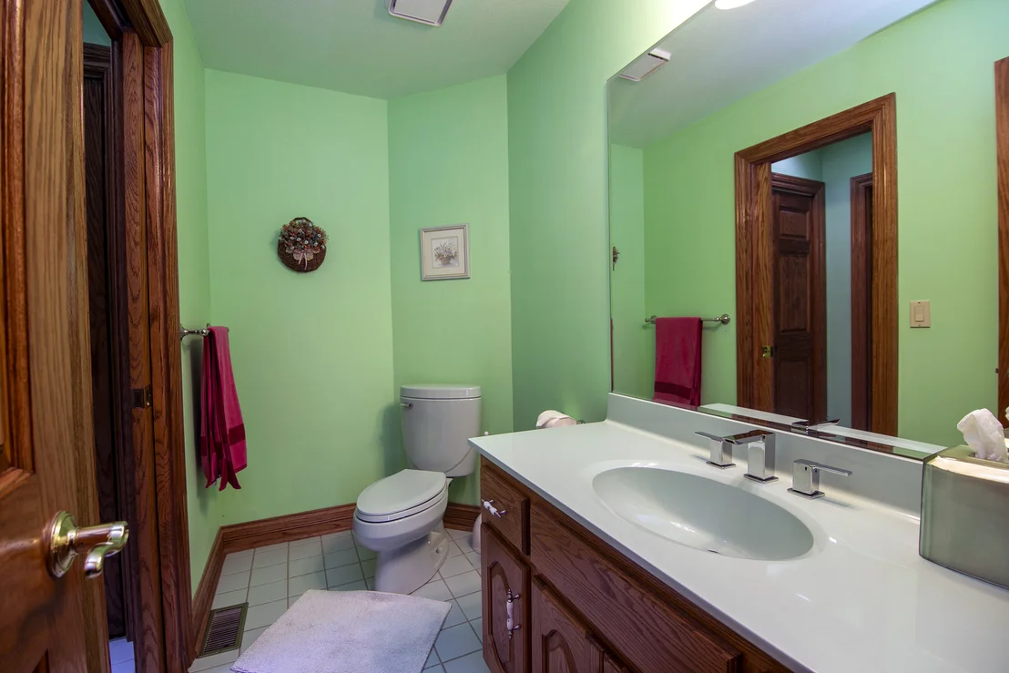 Photo of 284 Barrington Lane