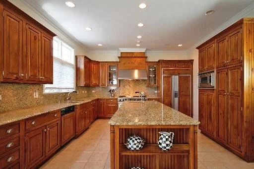 Photo of 648 Sunset Lane