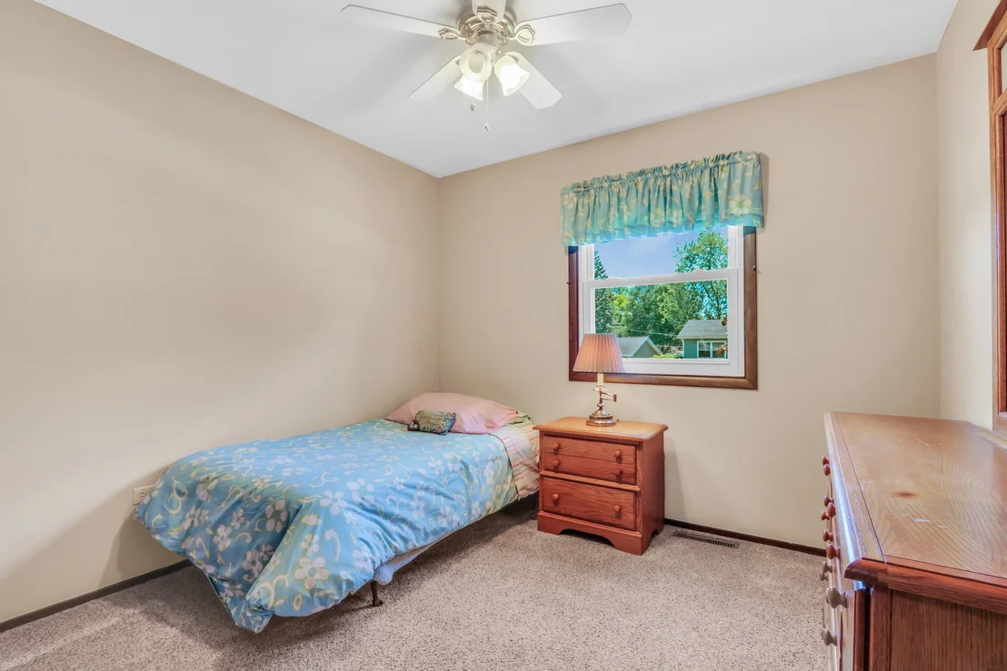 Photo of 471 Linden Lane