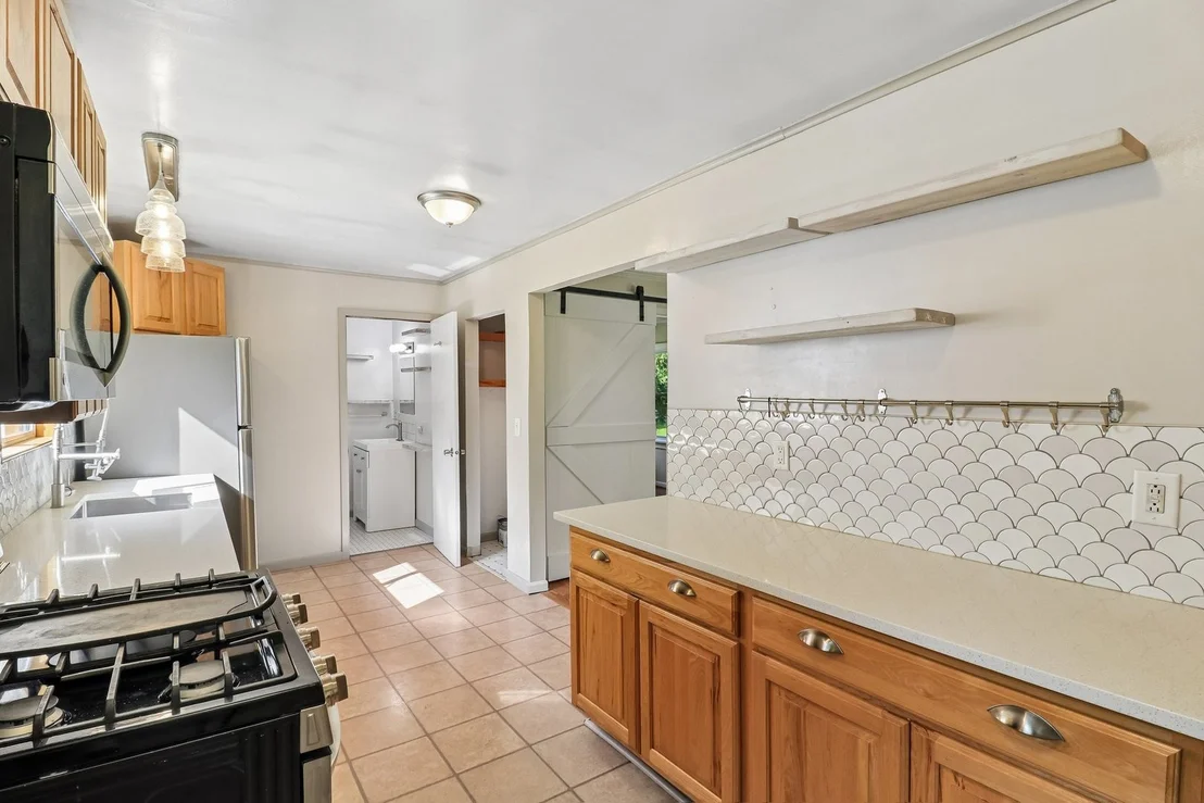 Photo of 79 Eagle Point Road