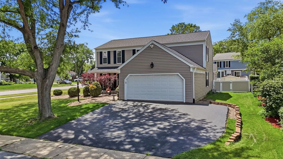 Photo of 702 Hickory Lane