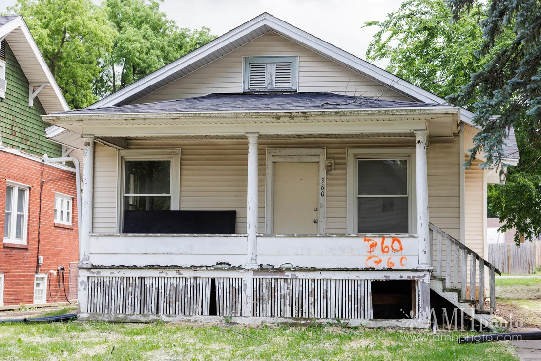 Photo of 360 S ELM Avenue