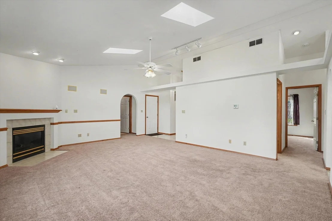 Photo of 1117 Ascot Drive
