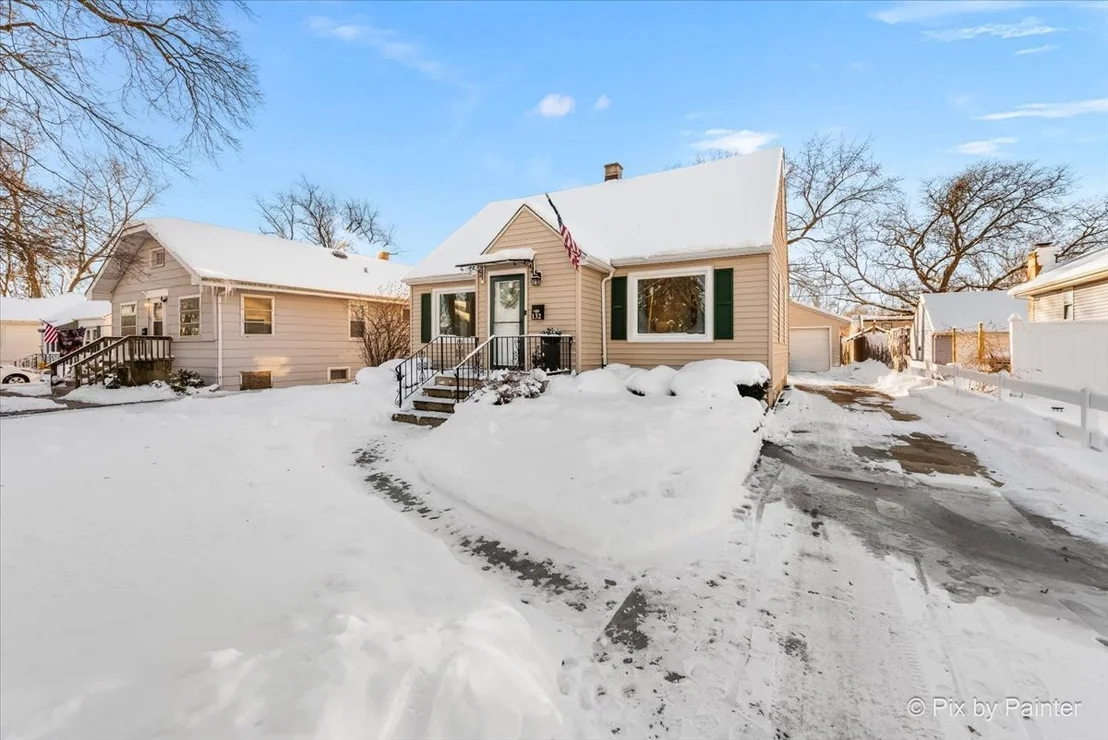 Photo of 132 N Elroy Avenue