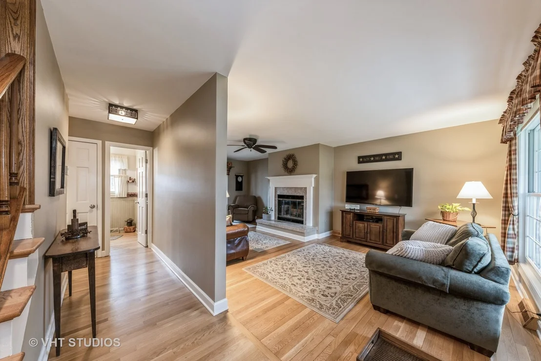 Photo of 627 N Stephen Drive