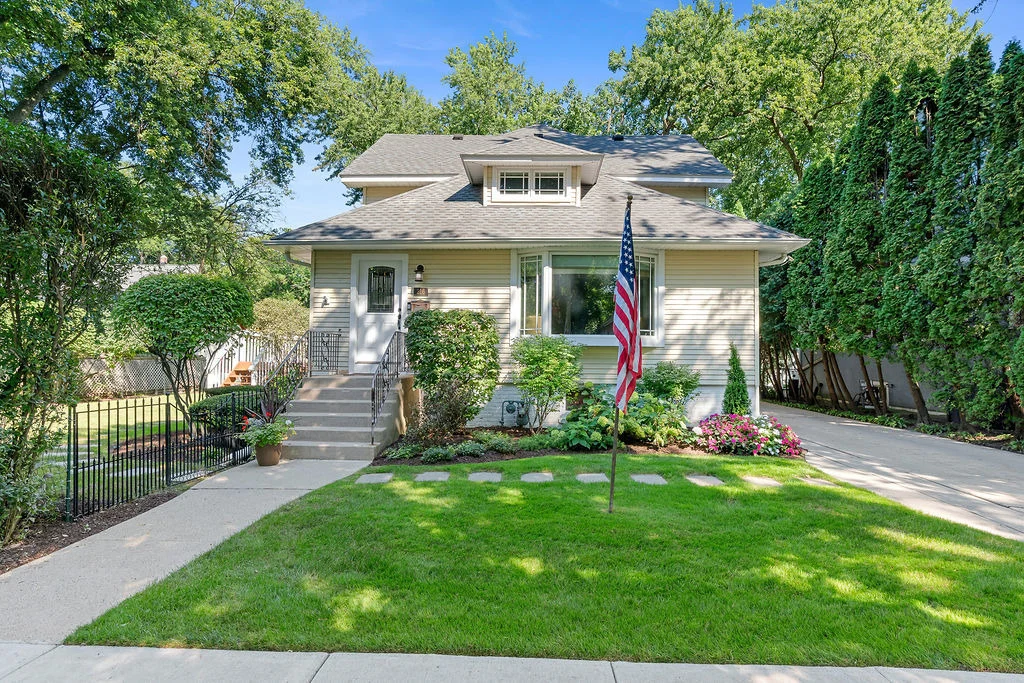 Photo of 216 4th Street