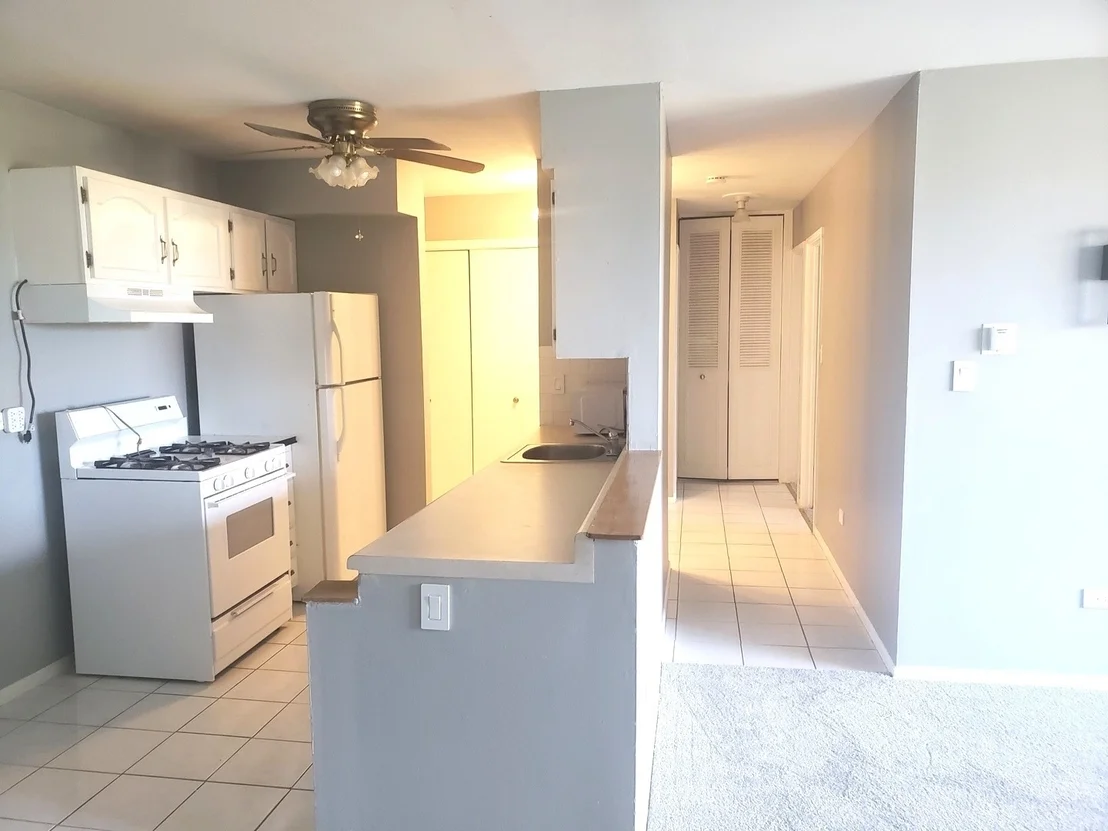 Photo of Unit 420 at 1500 Robin Circle