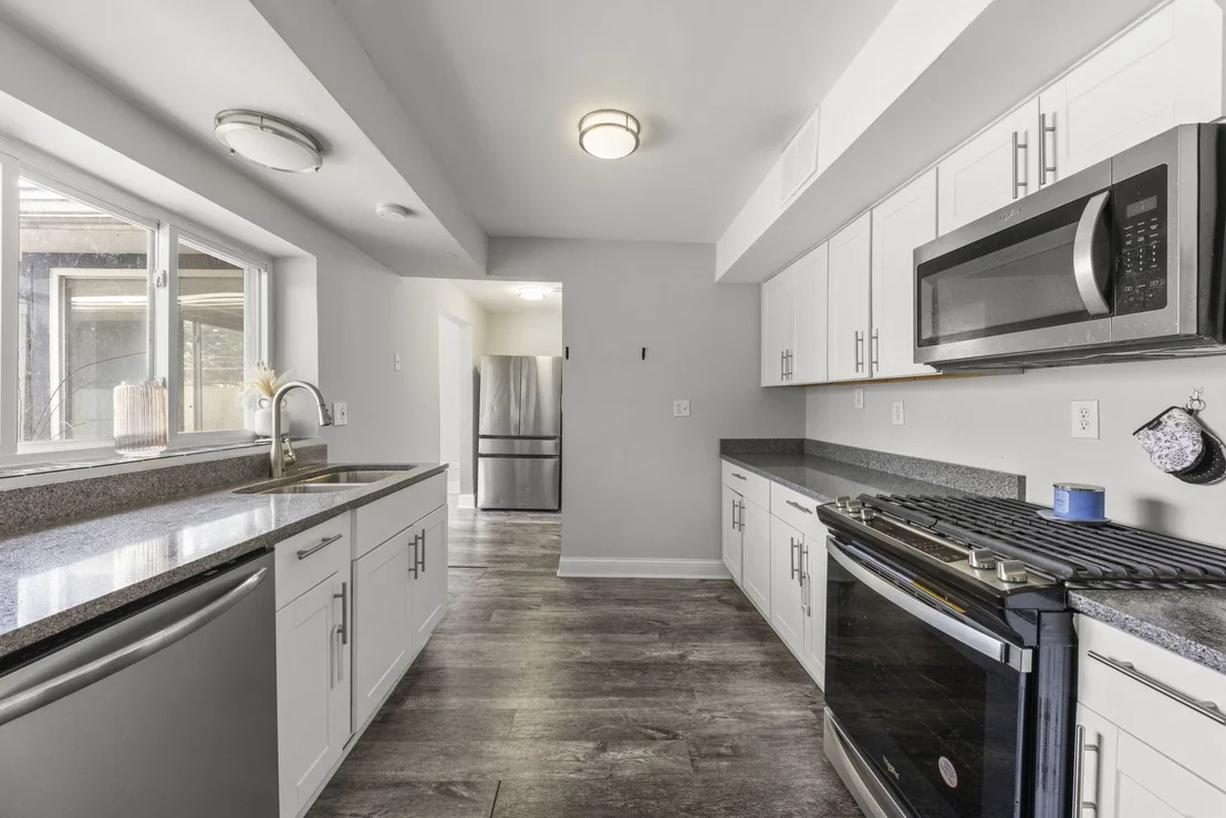 Photo of 916 Barber Lane