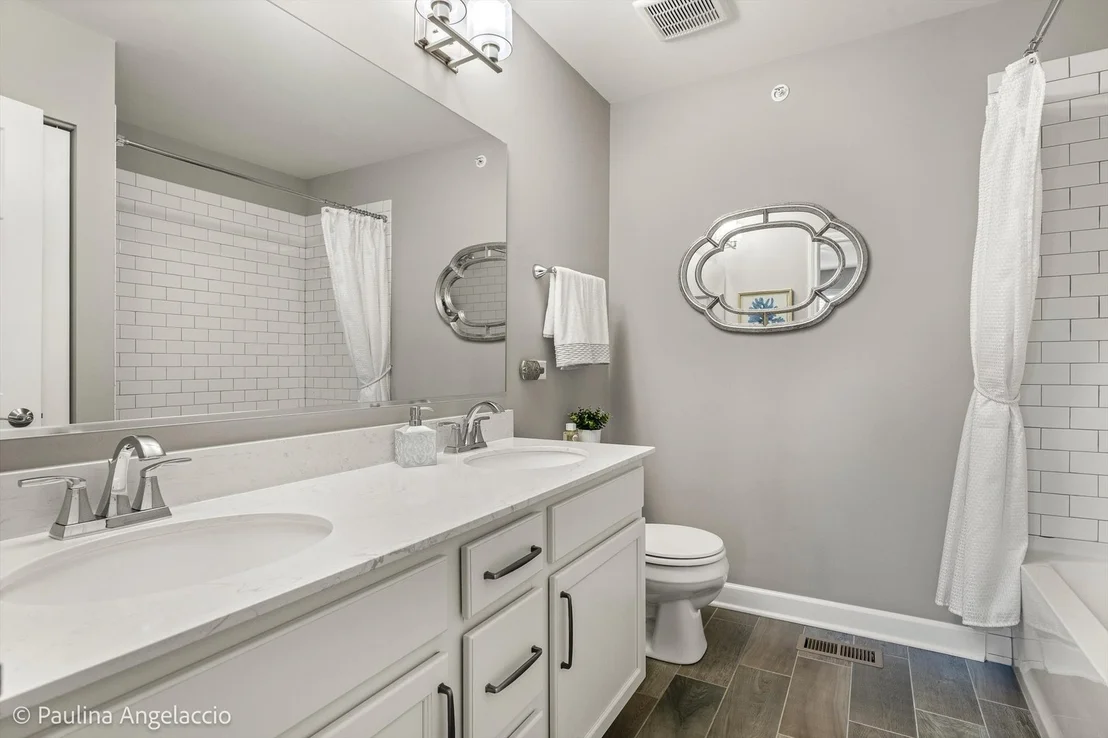 Photo of 520 Pershing Court