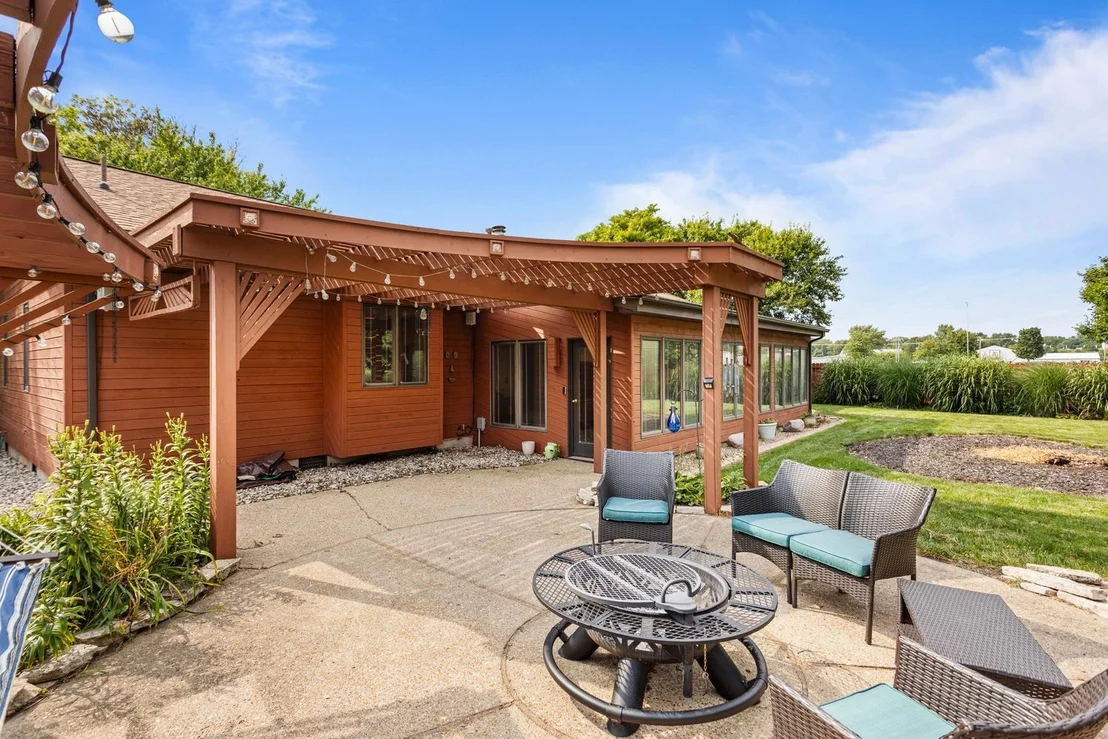 Photo of 2106 Hagan Boulevard