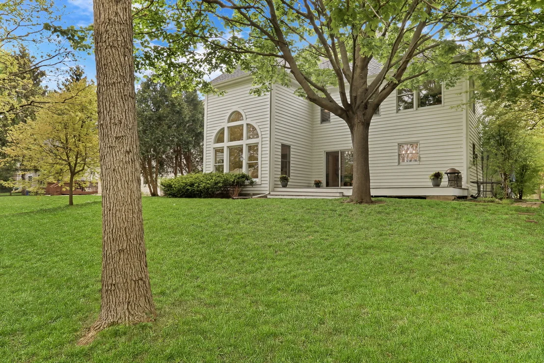 Photo of 7452 Bittersweet Drive