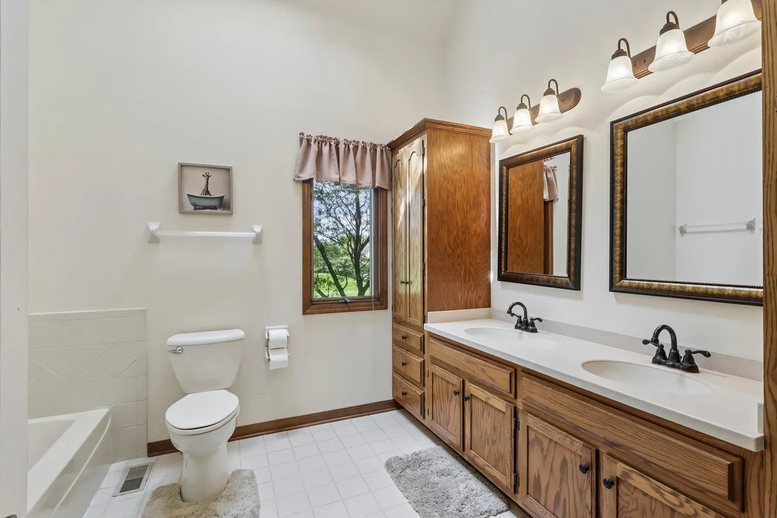 Photo of 1504 Greenlake Drive