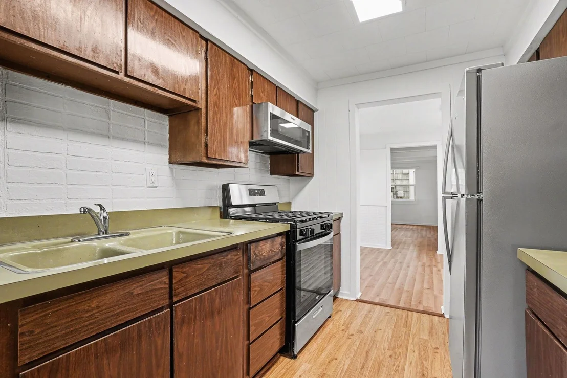 Photo of 828 Taylor Avenue