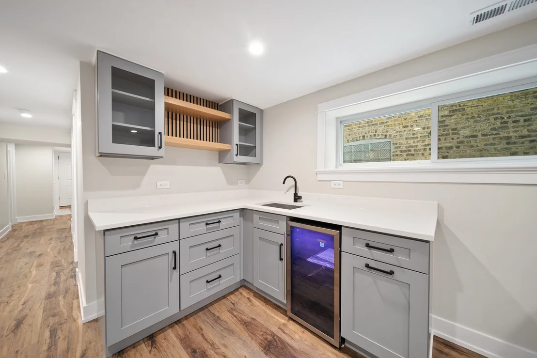 Photo of 5347 N Bernard Street