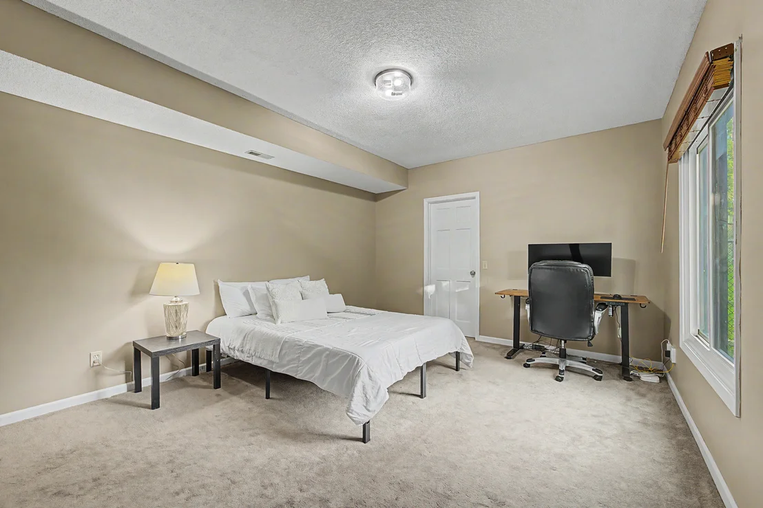 Photo of 1202 Kenneth Drive