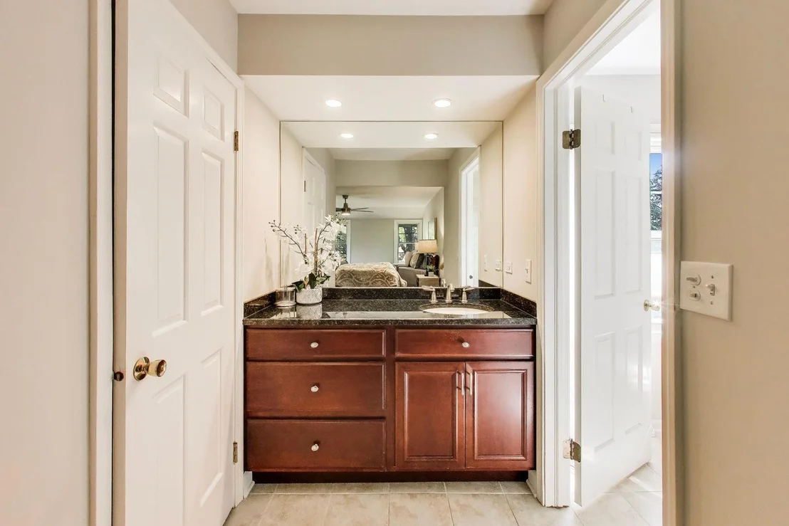 Photo of 363 Anjou Drive