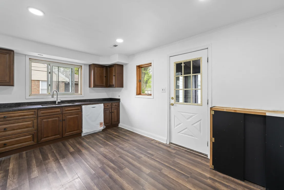 Photo of 7809 Columbia Drive