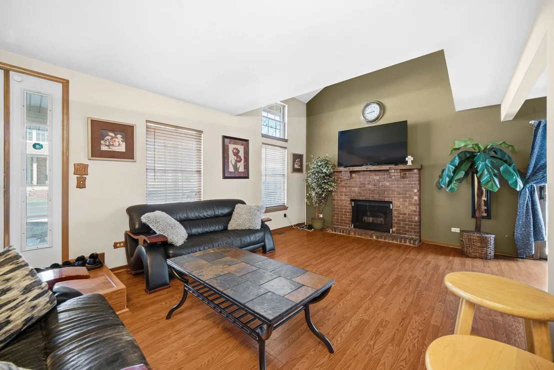Photo of Unit 0 at 16054 85th Place