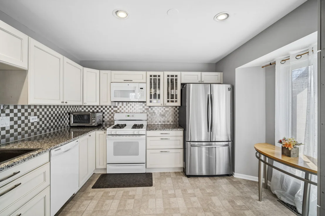 Photo of 329 Redwing Drive