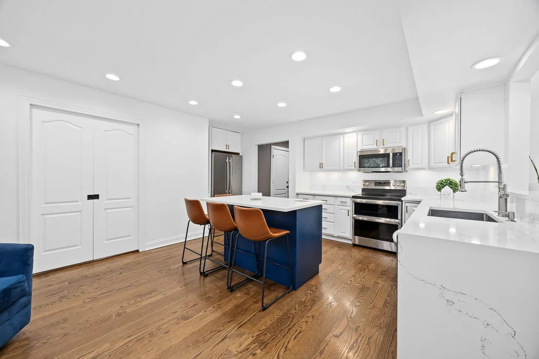 Photo of 1680 Logan Street
