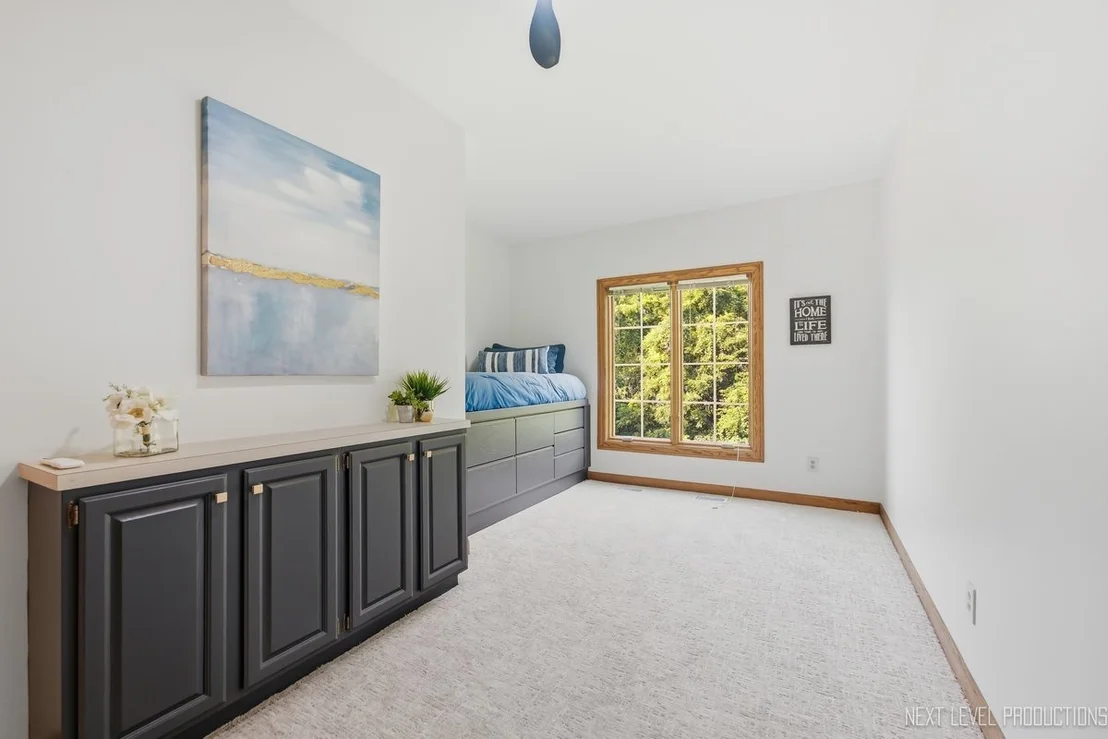 Photo of 3663 Wolf Road