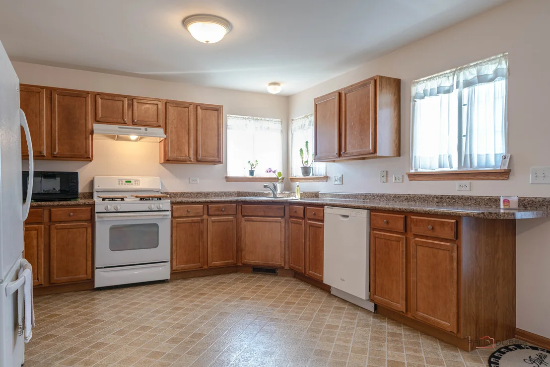 Photo of 1094 Holly Drive