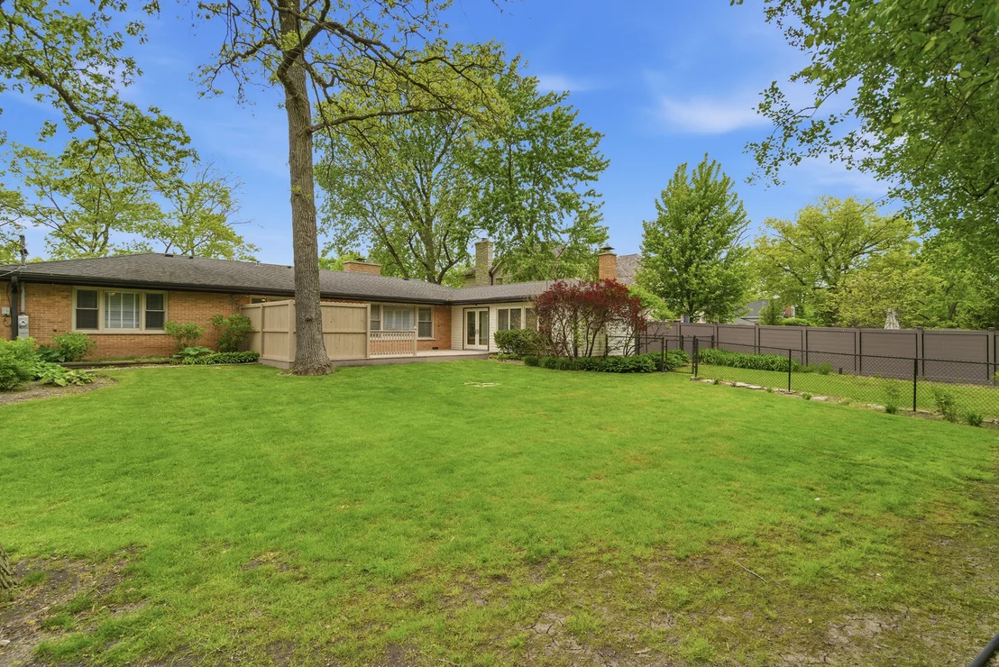 Photo of 1725 Sunset Ridge Road