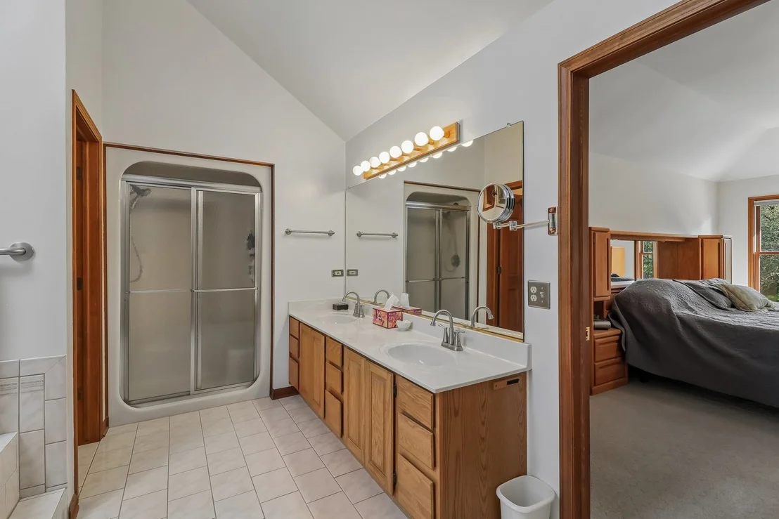 Photo of 31W003 Irving Park Road