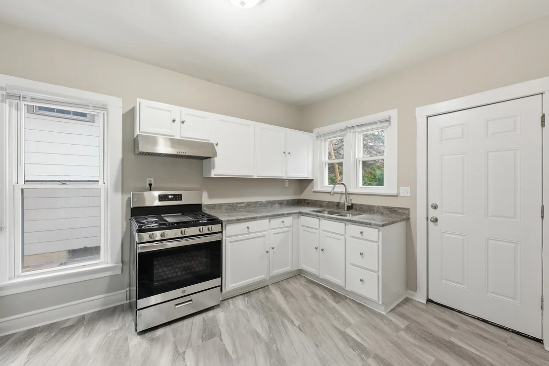 Photo of 835 Oak Street