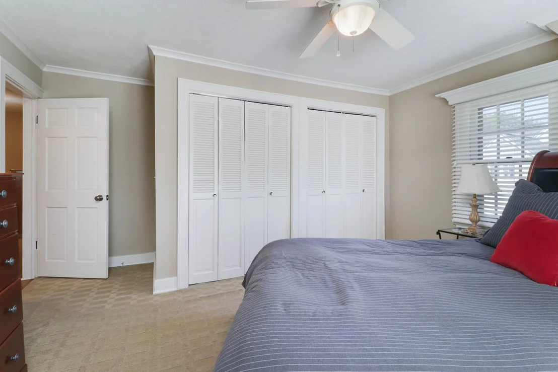Photo of 1202 Elmwood Road