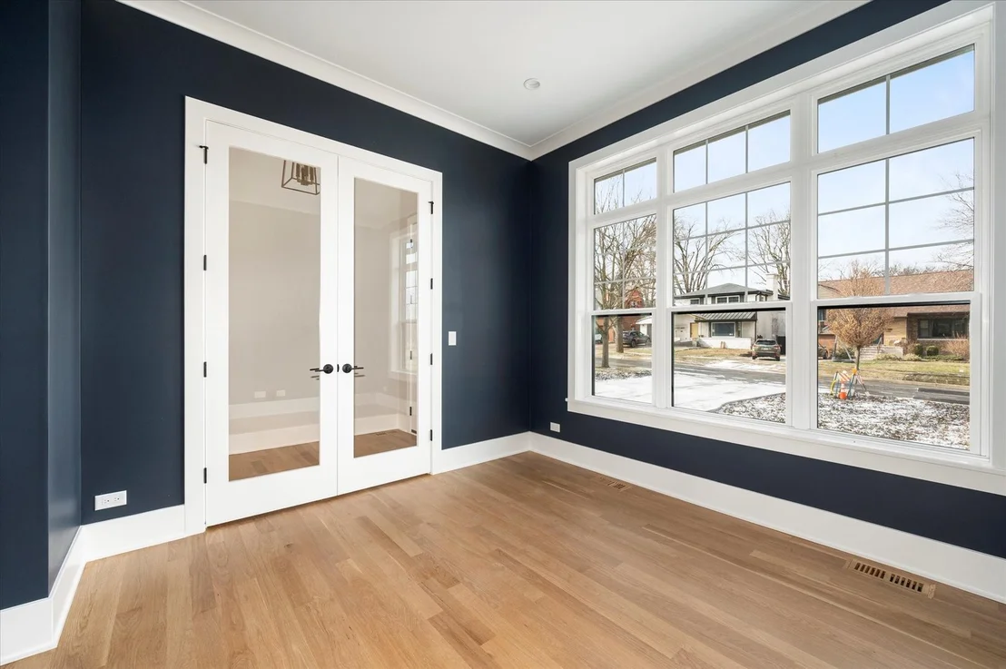 Photo of 964 S Hillside Avenue