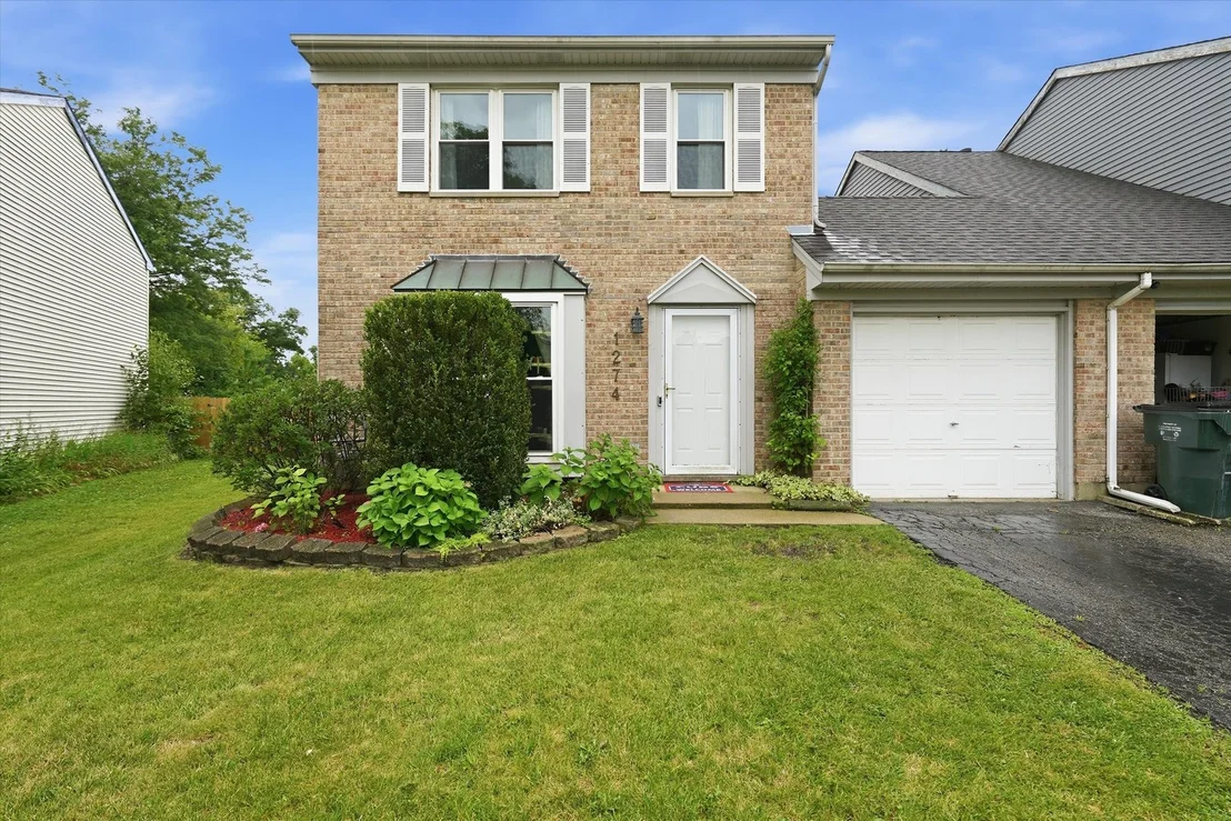 Photo of 1274 Robin Drive