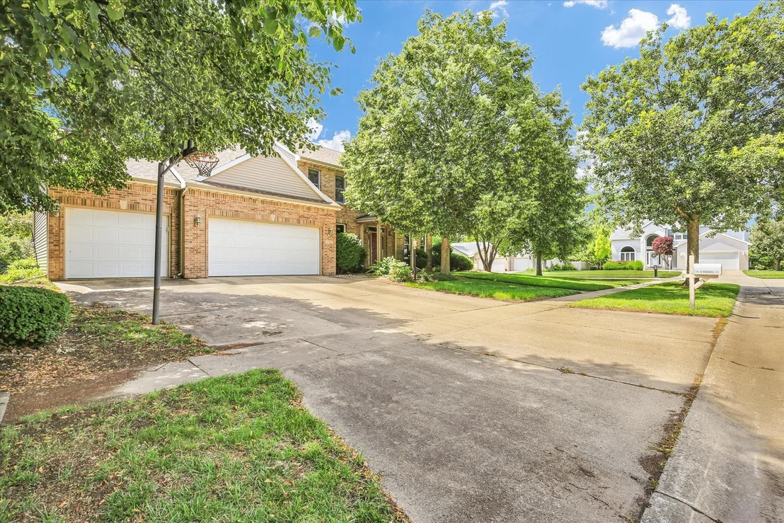 Photo of 2701 Summerhill Lane