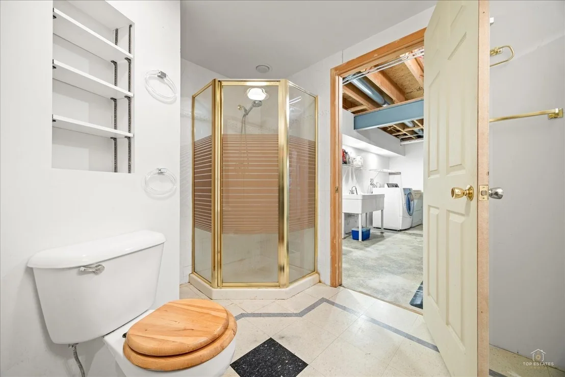 Photo of 513 Eastwick Lane