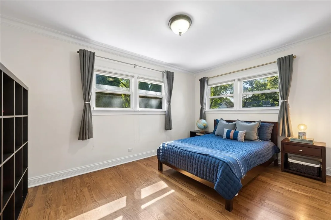 Photo of 226 SUNSET Drive