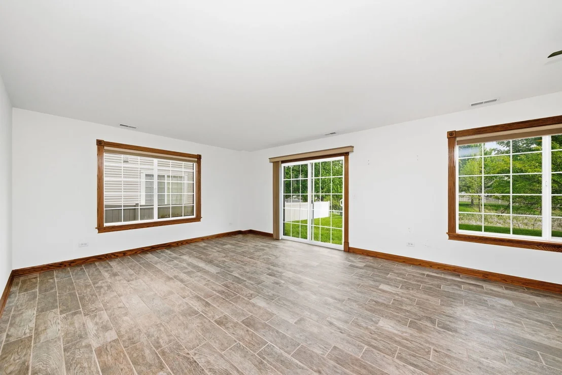 Photo of 922 Saddle Ridge Drive