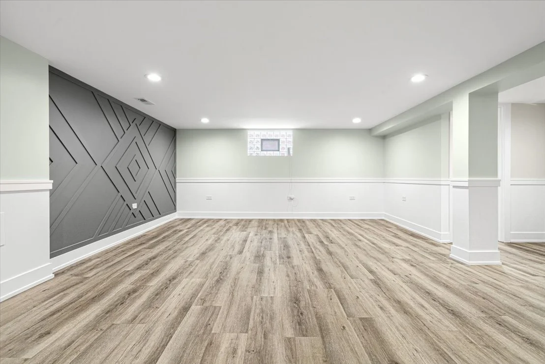 Photo of 438 W 126th Place