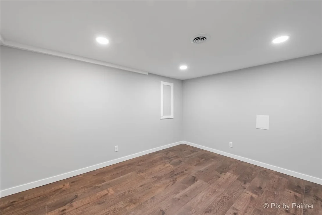 Photo of 1419 7TH Avenue
