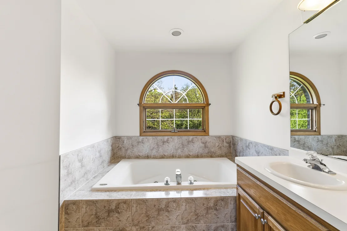 Photo of 546 N 4th Avenue