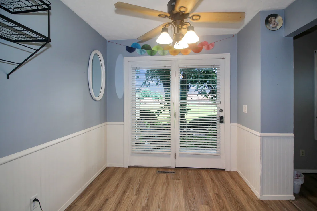 Photo of Unit B at 1530 Hunt Drive