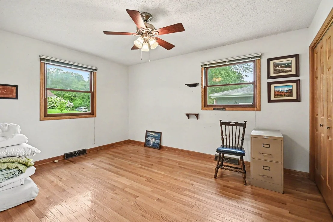 Photo of 524 Parkside Drive