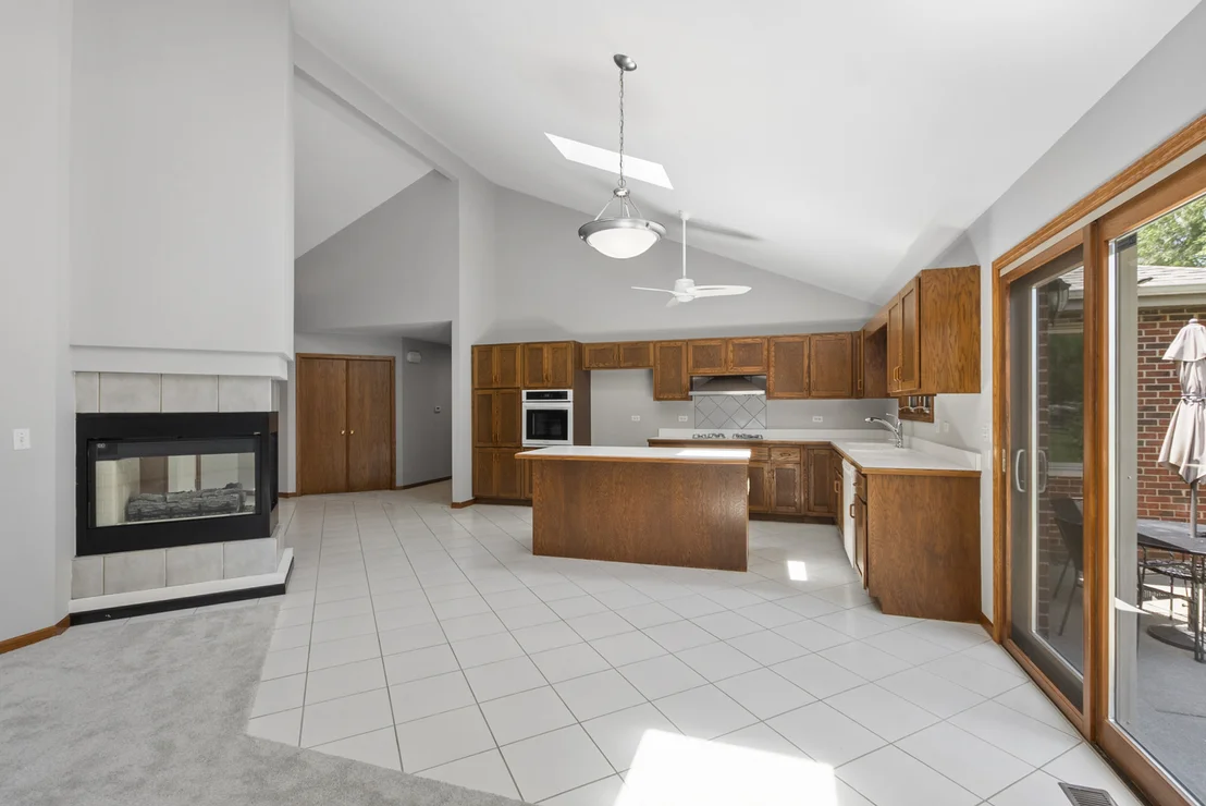 Photo of 9342 Sutton Place